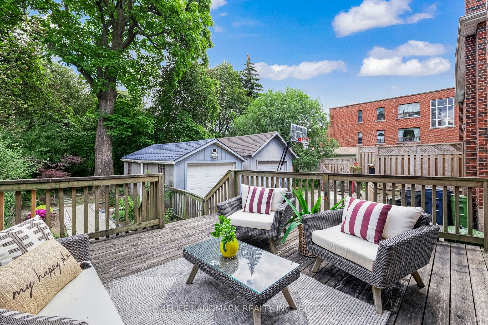 39 Brentcliffe Road, Toronto, ON, M4G 3Y4 - 38