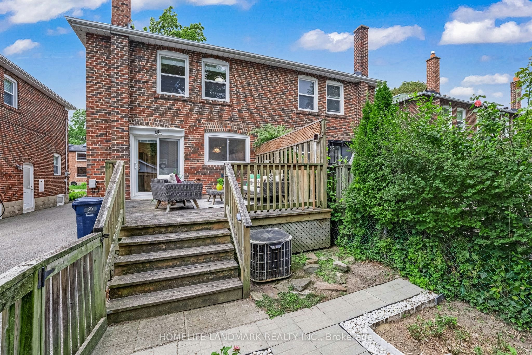 39 Brentcliffe Road, Toronto, ON, M4G 3Y4 - 36