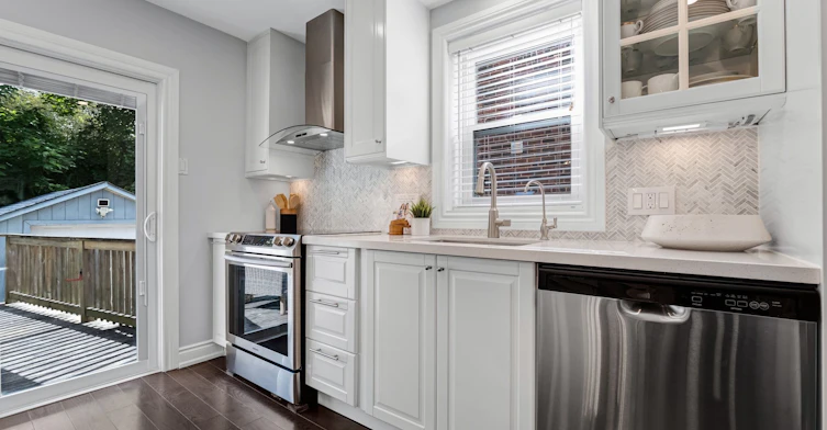 39 Brentcliffe Road, Toronto, ON, M4G 3Y4 - 16