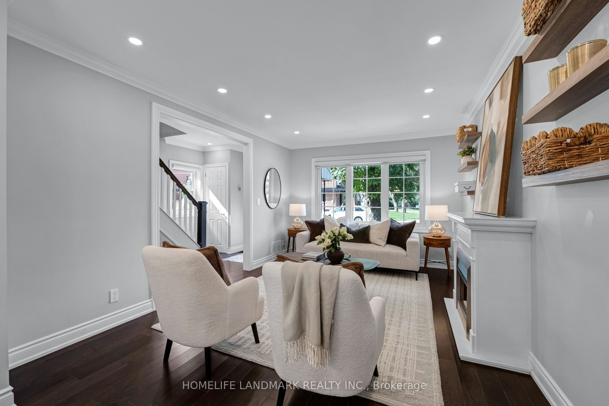 39 Brentcliffe Road, Toronto, ON, M4G 3Y4 - 8