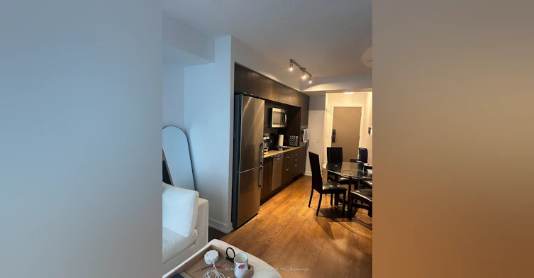 2008-10 York Street, Toronto, ON, M5J 0E1 - 8