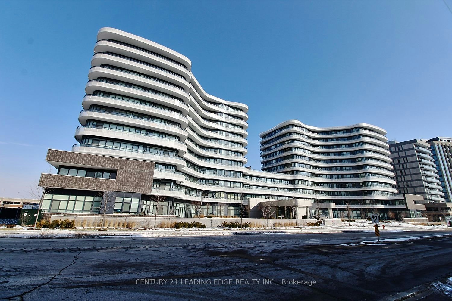 814-99 The Donway West Road, Toronto, ON, M3C 0N8