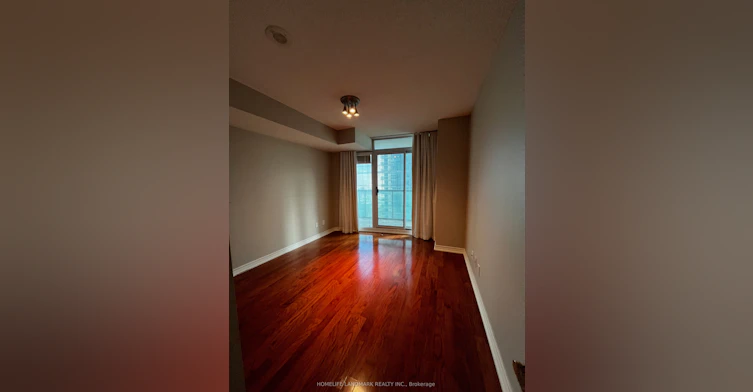 1708-30 Grand Trunk Crescent, Toronto, ON, M5J 3A4 - 3