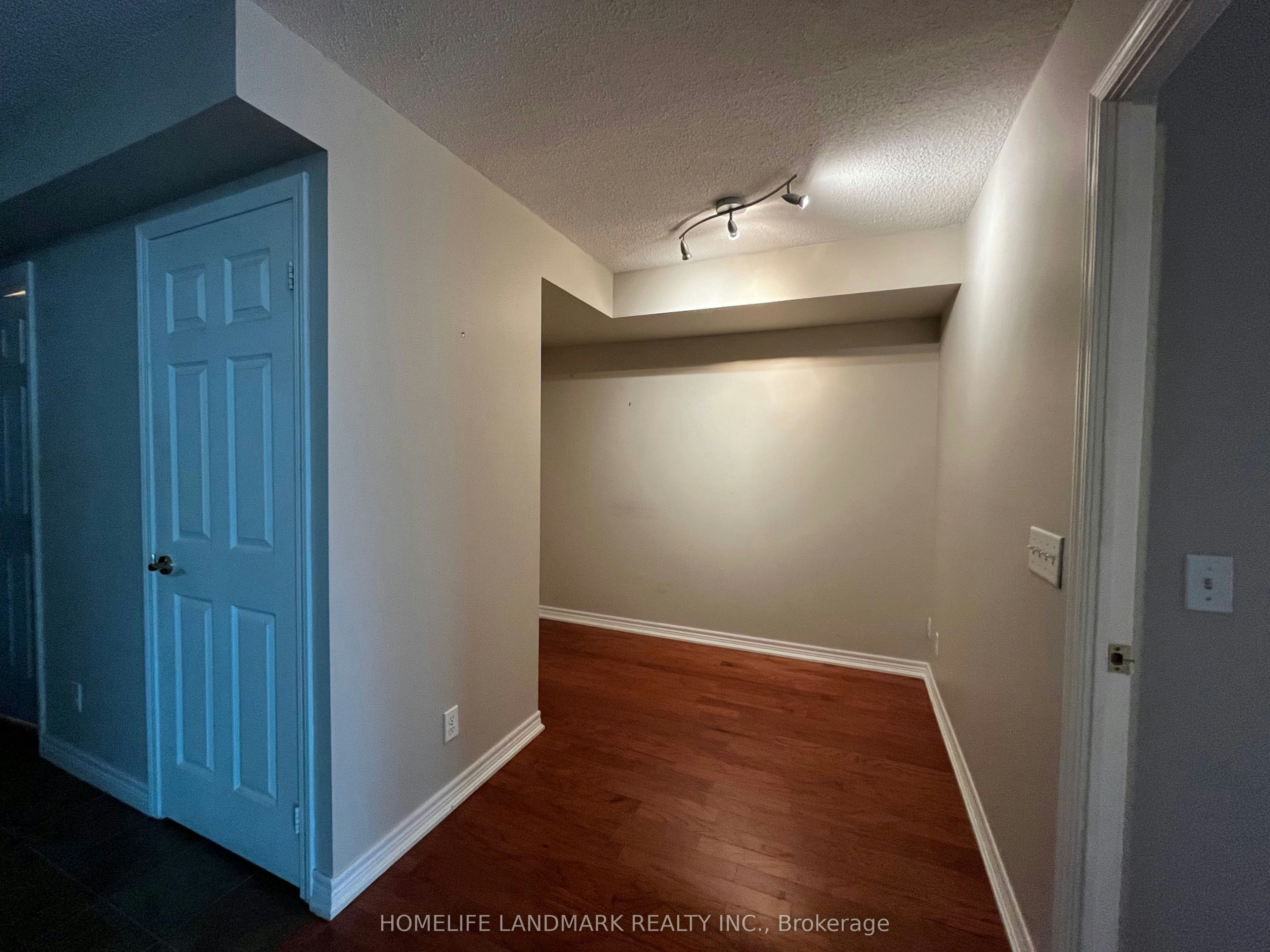1708-30 Grand Trunk Crescent, Toronto, ON, M5J 3A4 - 5
