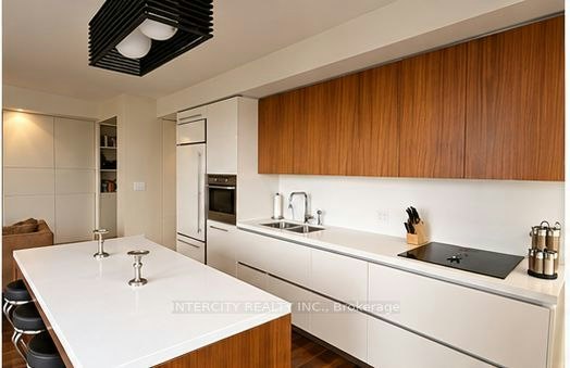2007-85 Bloor Street E, Toronto, ON, M4W 3Y1 - 3
