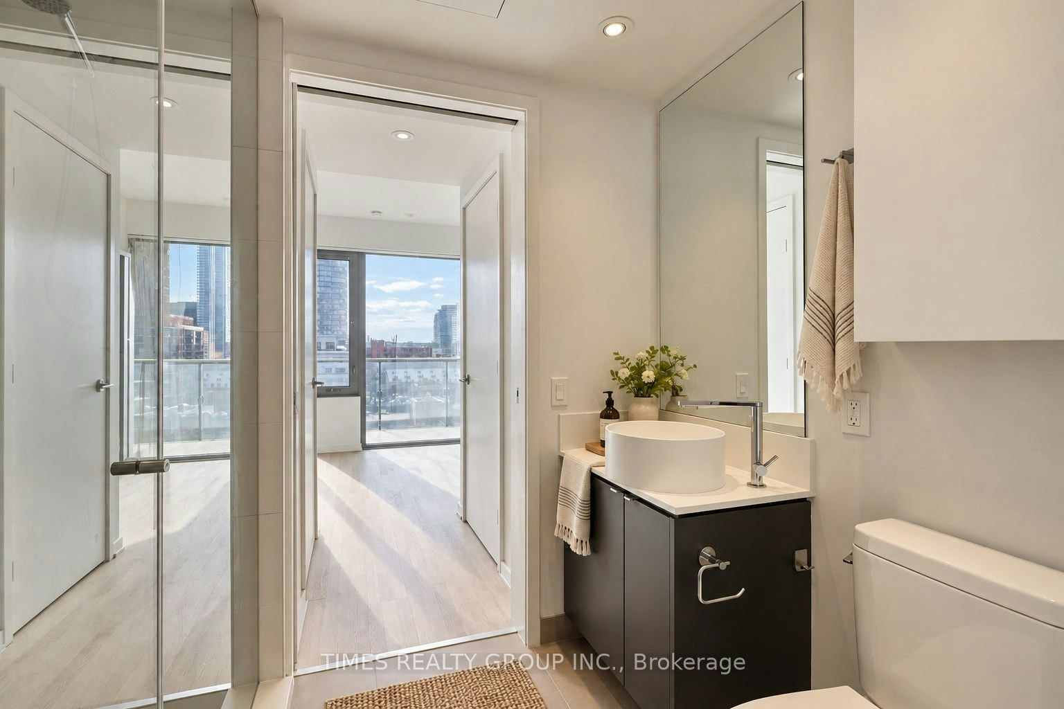 1105-60 Colborne Street, Toronto, ON, M5E 0B7 - 6