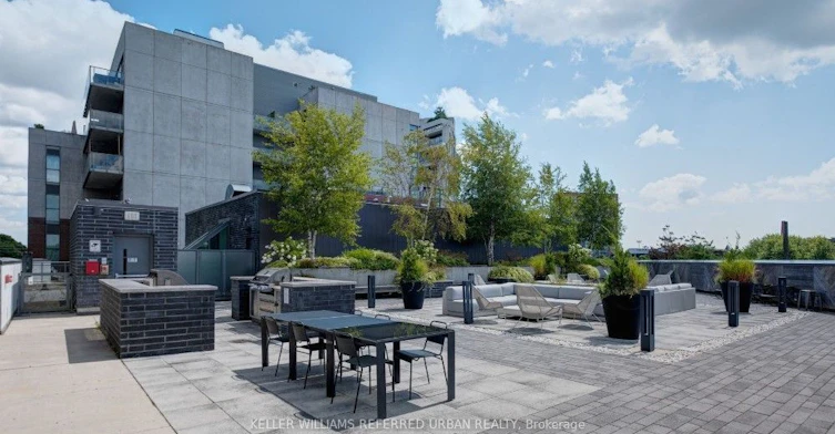 1104-20 Minowan Miikan Lane, Toronto, ON, M6J 0E5 - 5