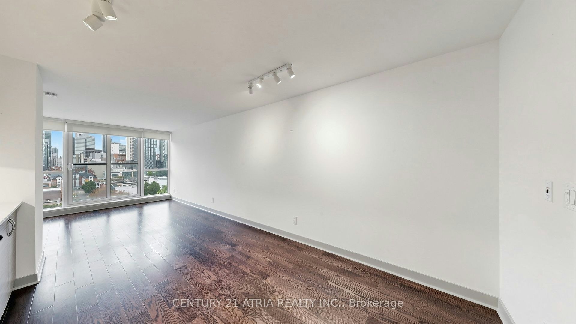 1013-320 Richmond Street E, Toronto, ON, M5A 4S7 - 2