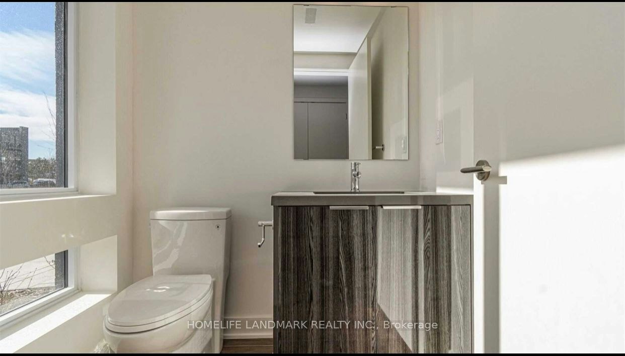 26 Sonic Way, Toronto, ON, M3C 0P3 - 11