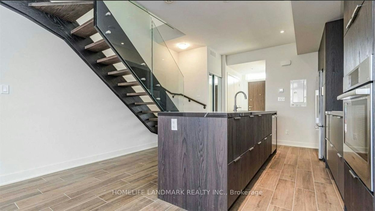 26 Sonic Way, Toronto, ON, M3C 0P3 - 3