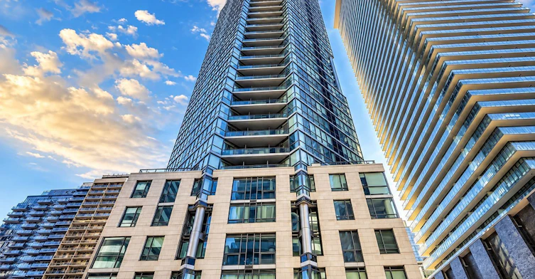 2803-45 Charles Street E, Toronto, ON, M4Y 1S2 - 3