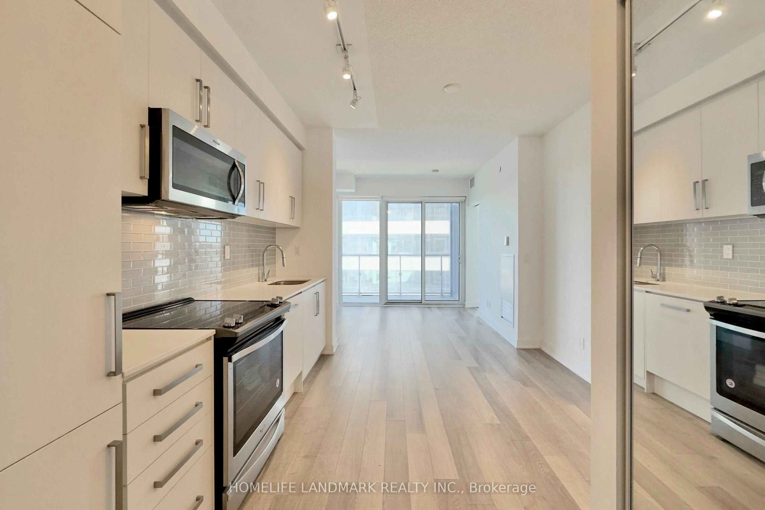 704-5180 Yonge Street, Toronto, ON, M2N 5P6