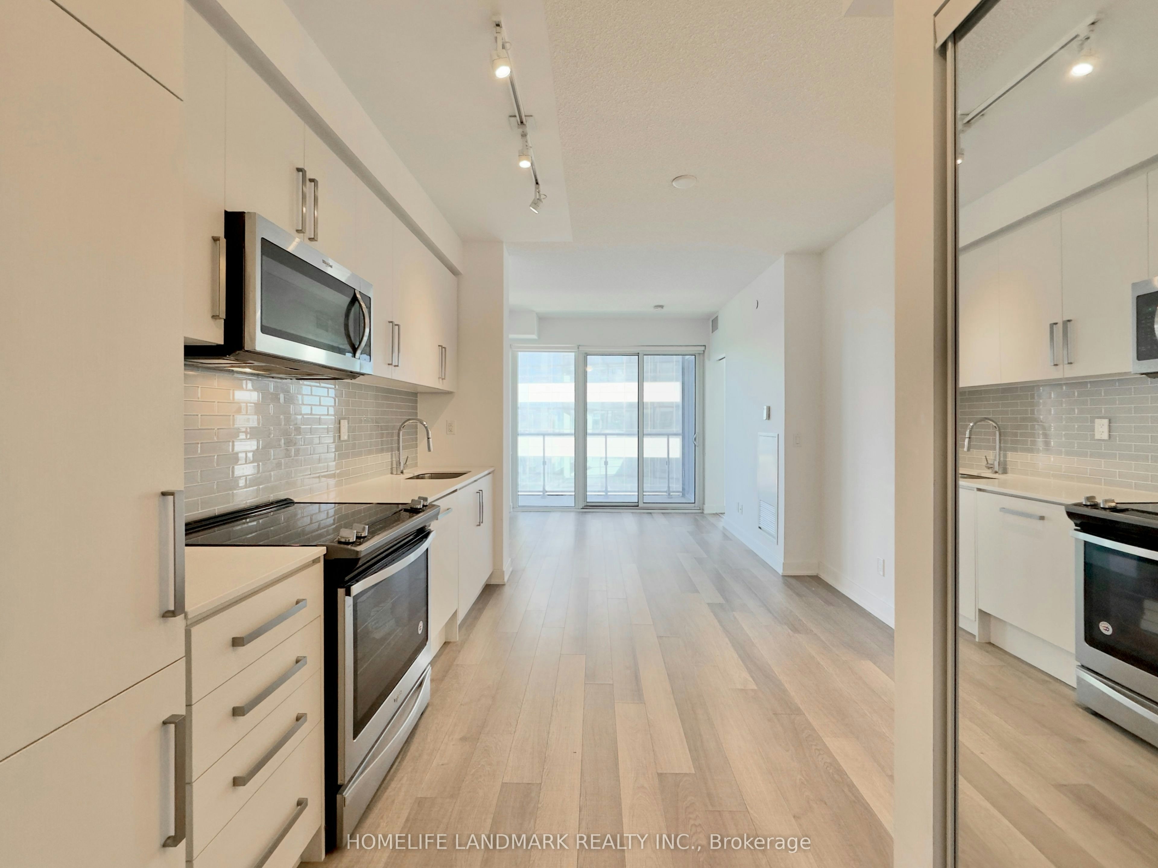 704-5180 Yonge Street, Toronto, ON, M2N 5P6 - 4