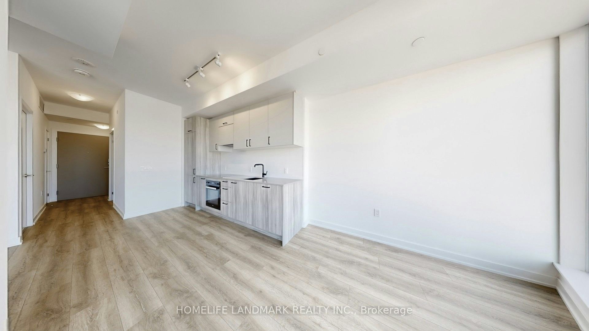 518-1 Kyle Lowry Road, Toronto, ON, M3C 0S6 - 14