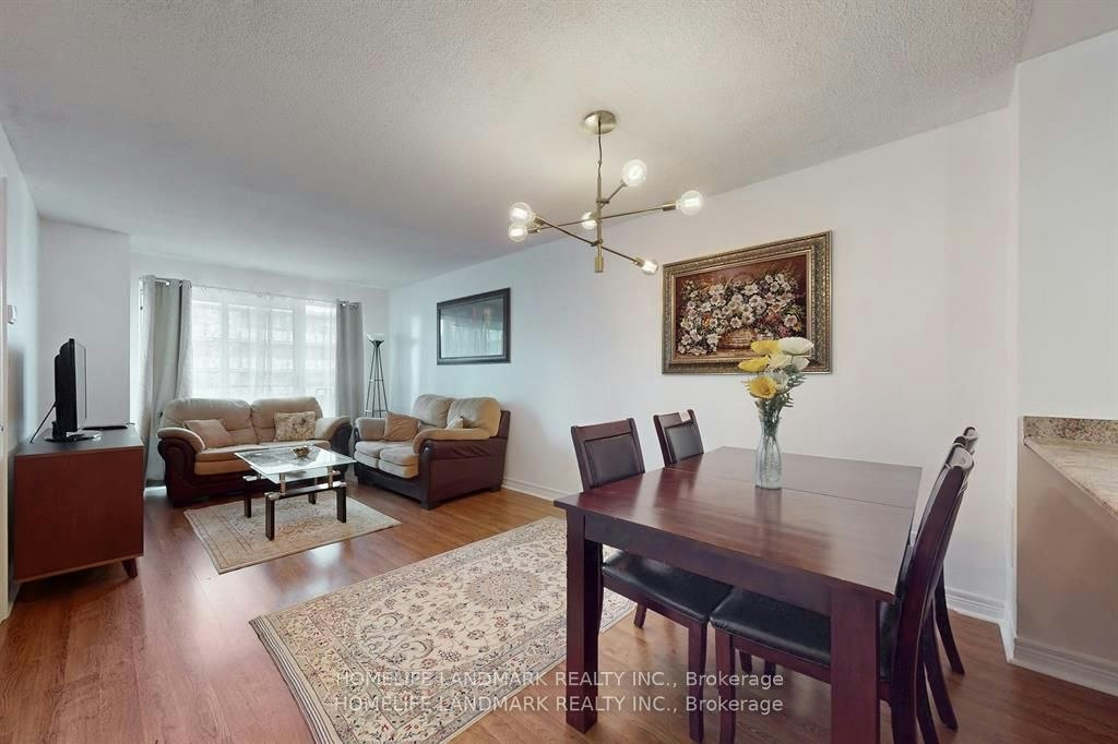 908-212 Eglinton Avenue E, Toronto, ON, M4P 0A3