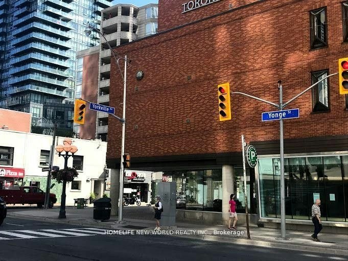 2904-1 Yorkville Avenue, Toronto, ON, M4W 1L1 - 4