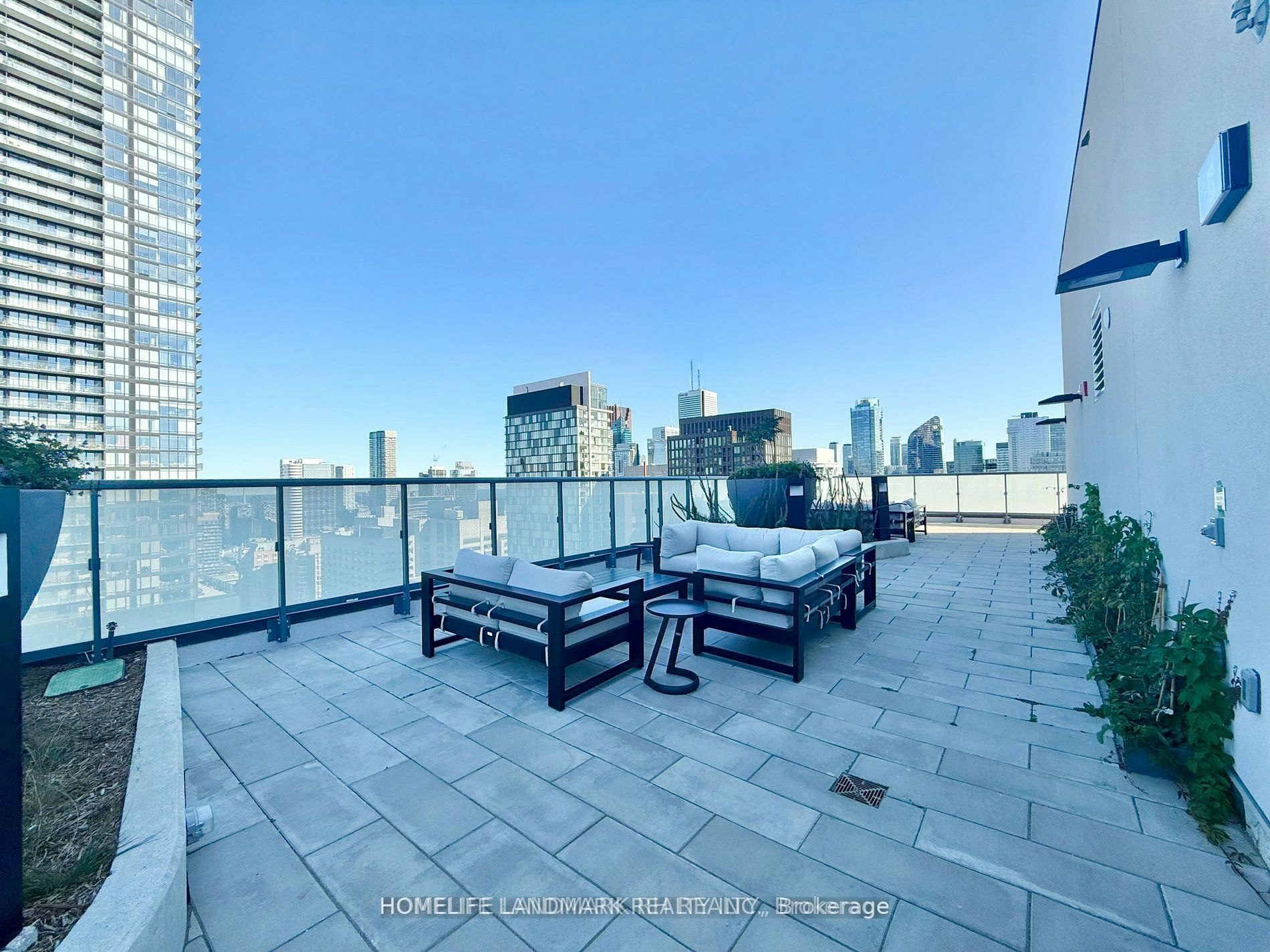 1802-280 Dundas Street W, Toronto, ON, M5T 0E3 - 26