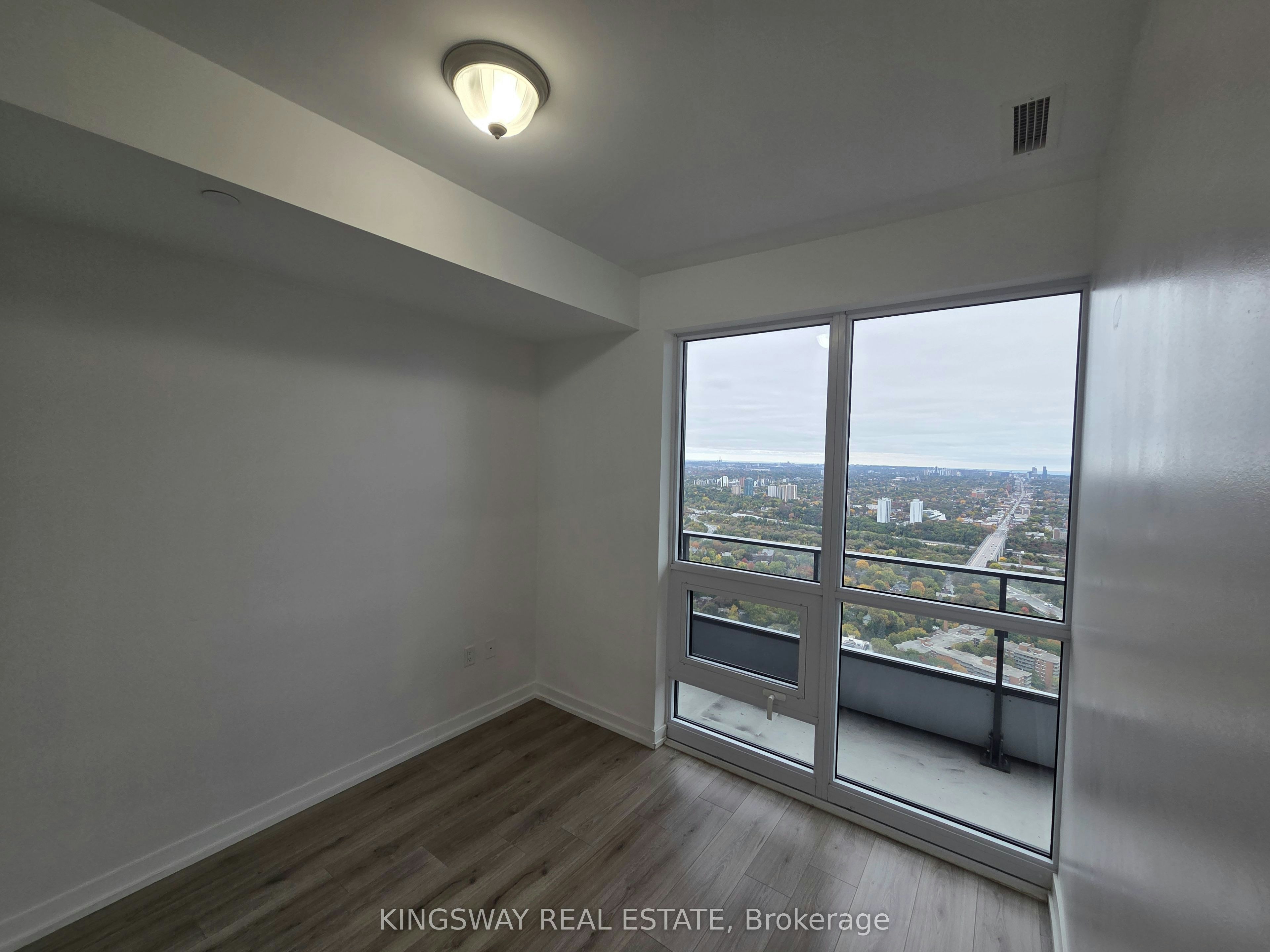 5109-395 Bloor Street E, Toronto, ON, M4W 0B4 - 6
