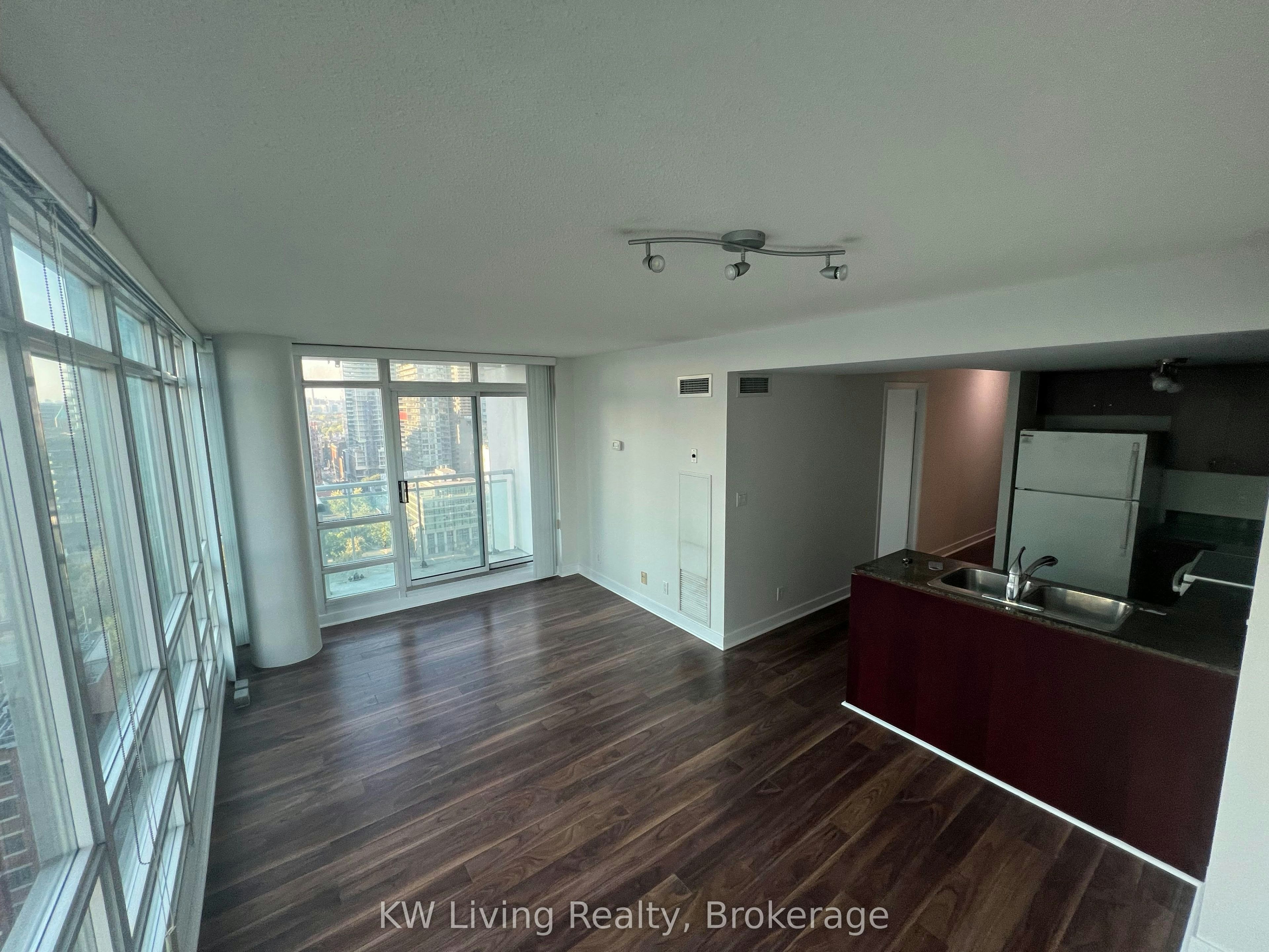 2502-381 Front Street, Toronto, ON, M5V 3R8 - 10
