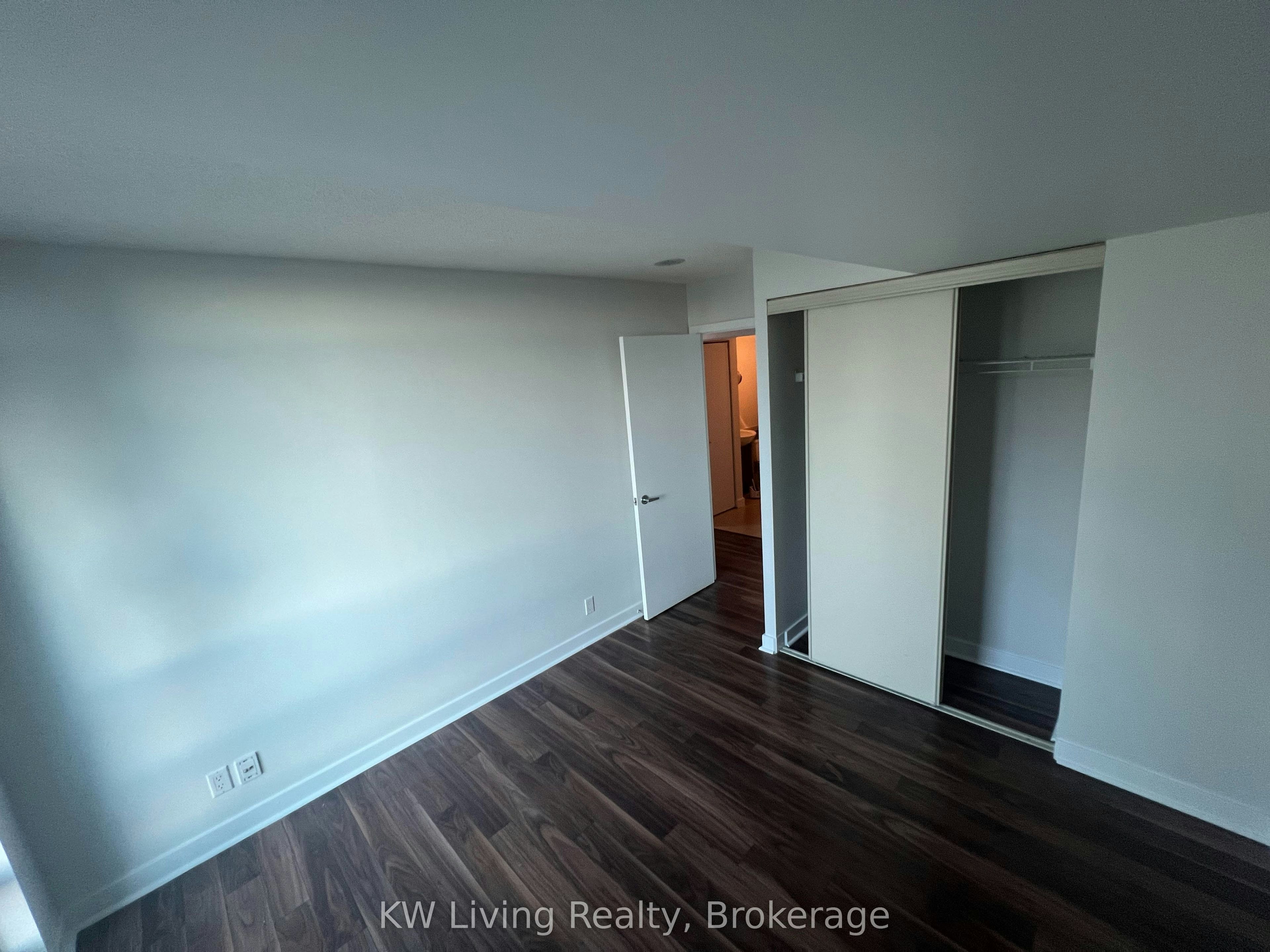 2502-381 Front Street, Toronto, ON, M5V 3R8 - 7