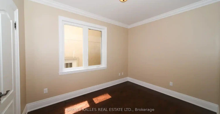 Main-489 Lauder Avenue, Toronto, ON, M6E 3J3 - 4