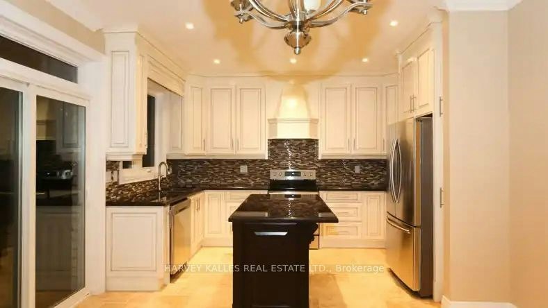 Main-489 Lauder Avenue, Toronto, ON, M6E 3J3 - 5