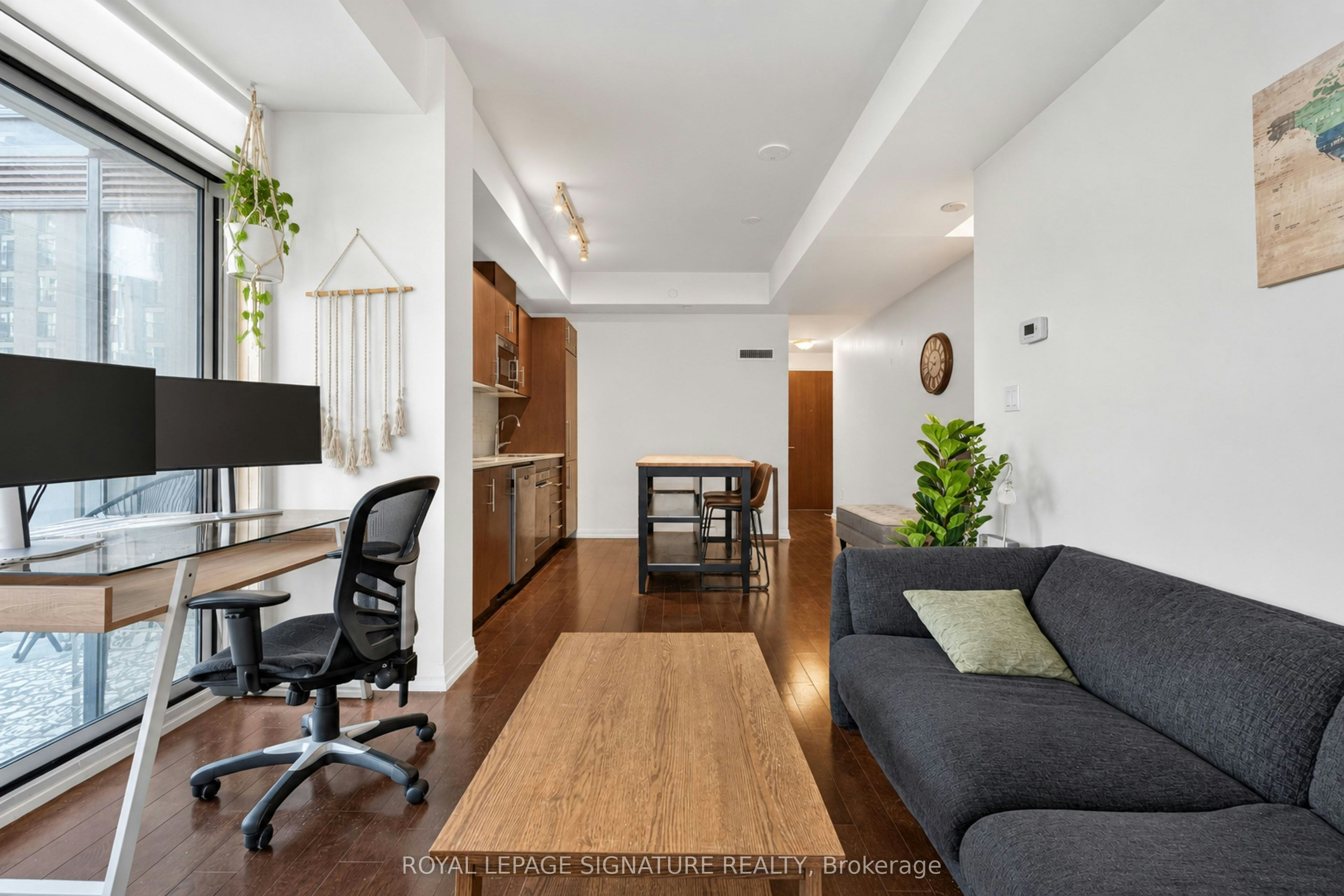 605-460 Adelaide Street E, Toronto, ON, M5A 0E7 - 12