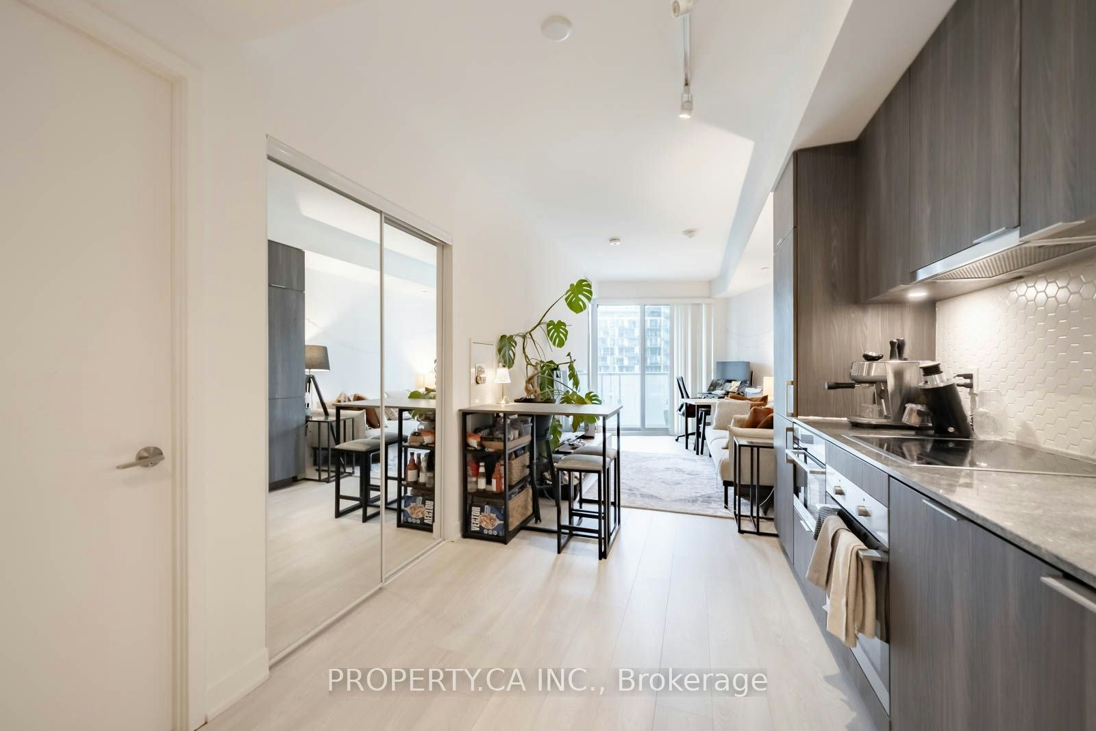 501-15 Queens Quay E, Toronto, ON, M5E 0C5 - 9