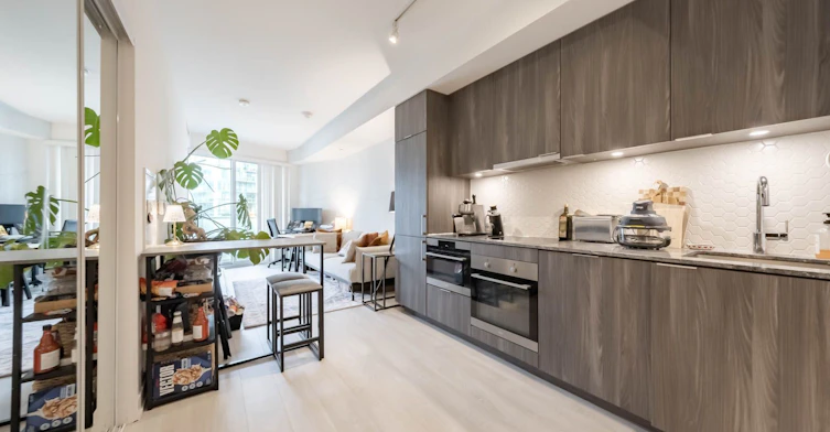 501-15 Queens Quay E, Toronto, ON, M5E 0C5 - 2