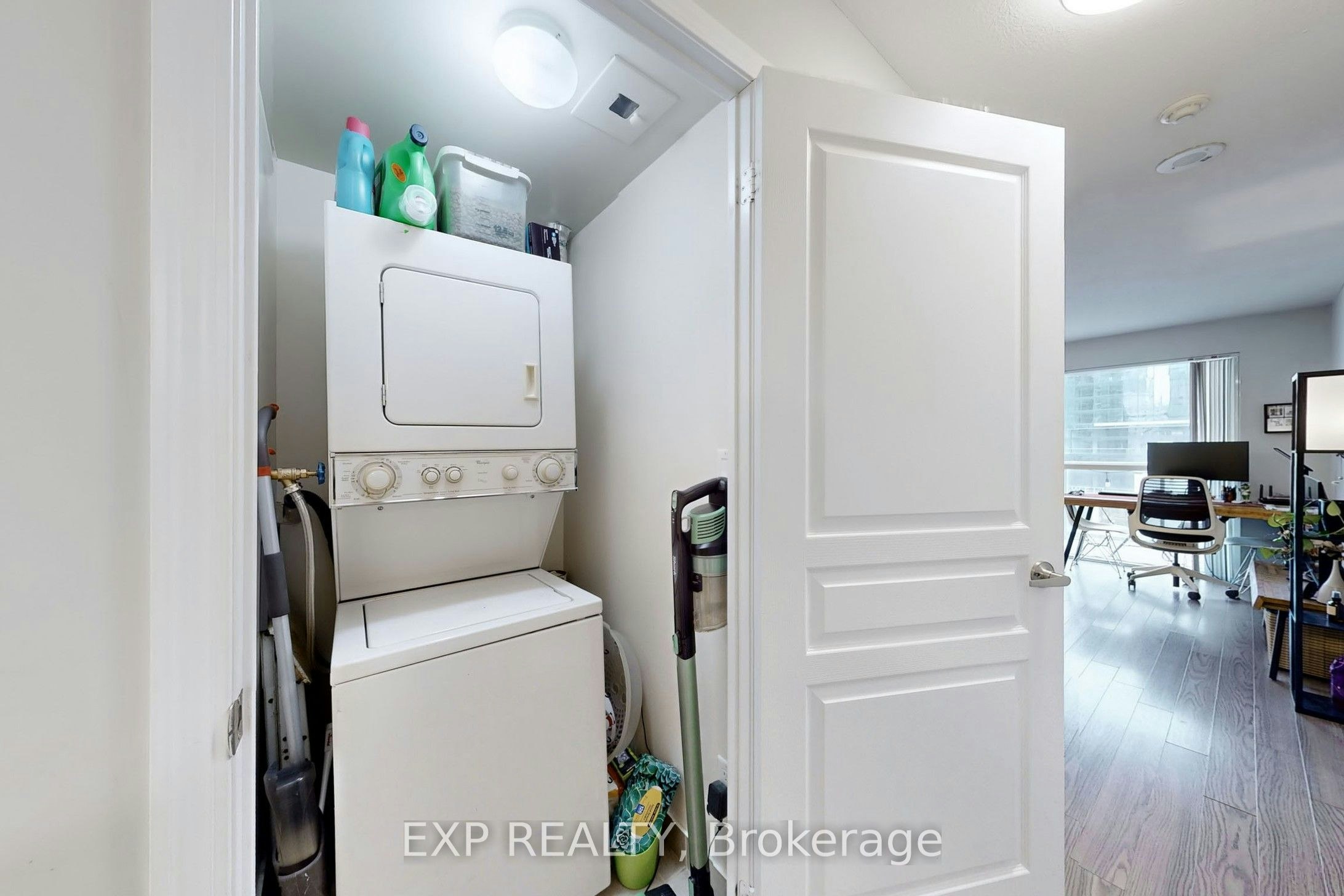 817-352 Front Street W, Toronto, ON, M5V 0K3 - 28