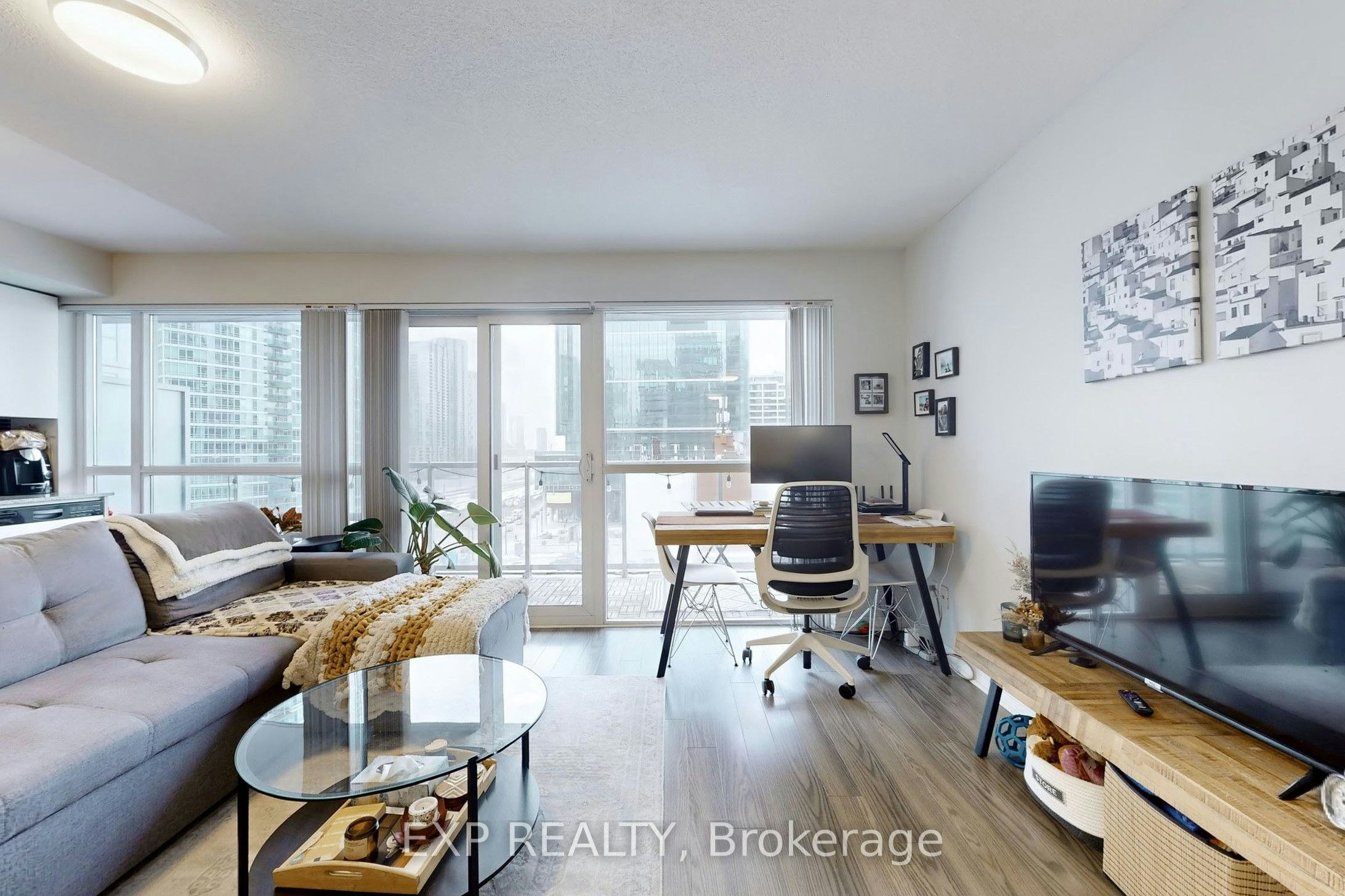 817-352 Front Street W, Toronto, ON, M5V 0K3 - 11