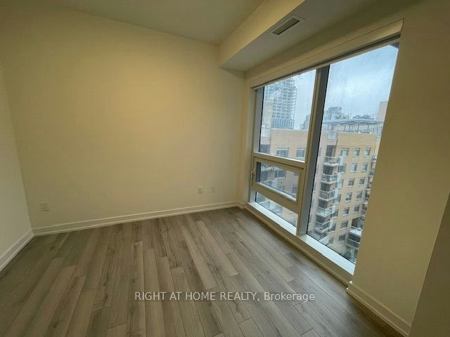 806-89 Church Street, Toronto, ON, M5C 2G3 - 2