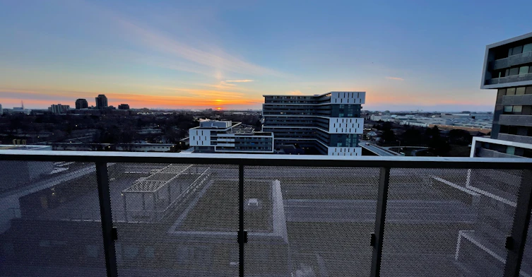 1217-120 Varna Drive, Toronto, ON, M6A 1N3 - 19