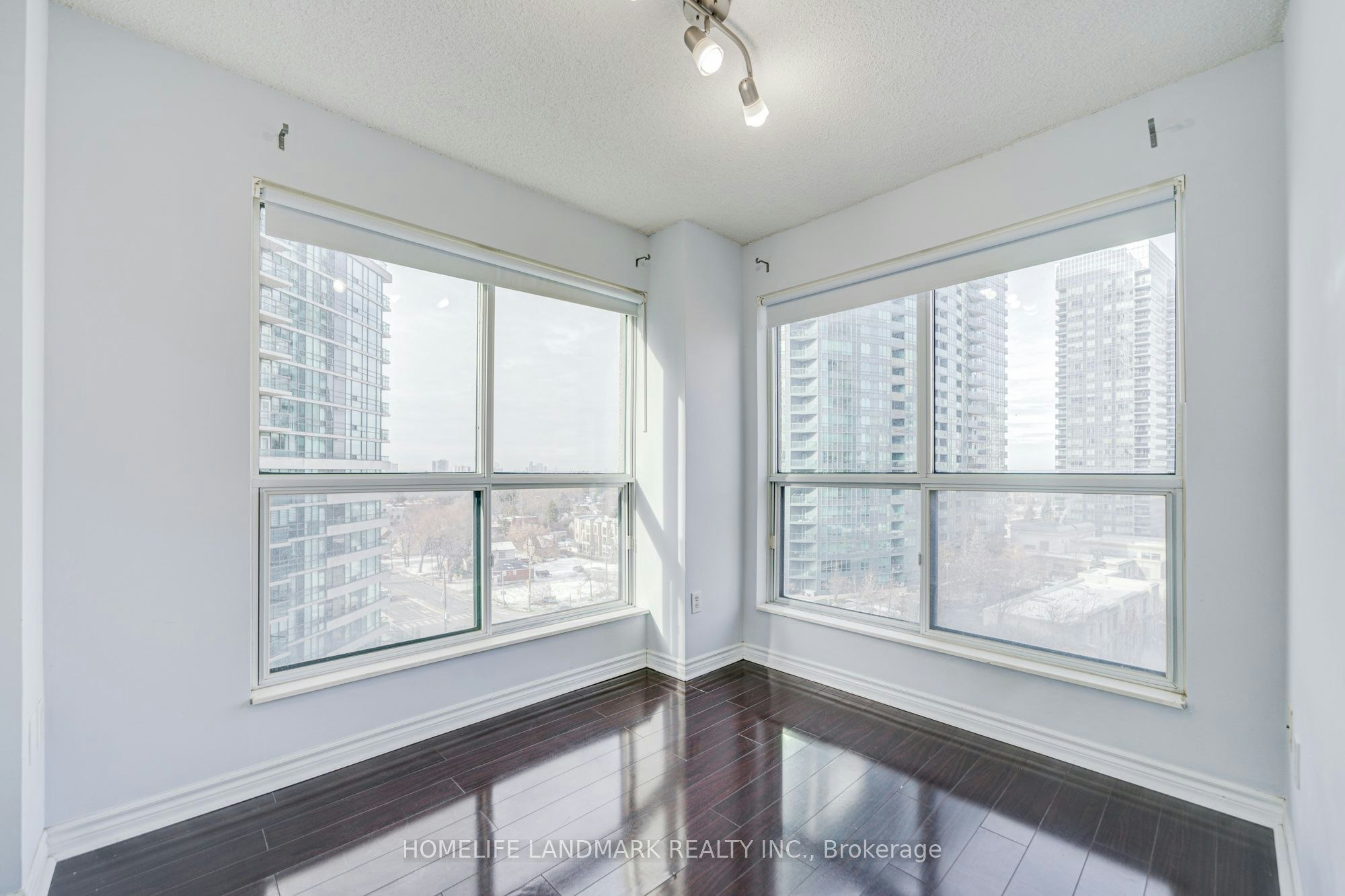 1111-7 Lorraine Drive, Toronto, ON, M2N 7H2 - 31