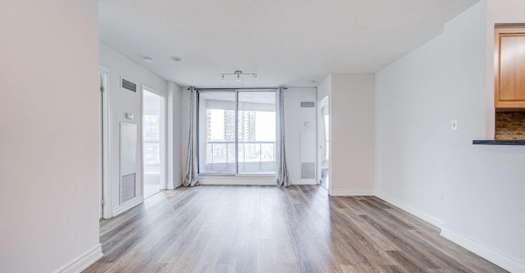 1111-7 Lorraine Drive, Toronto, ON, M2N 7H2 - 21