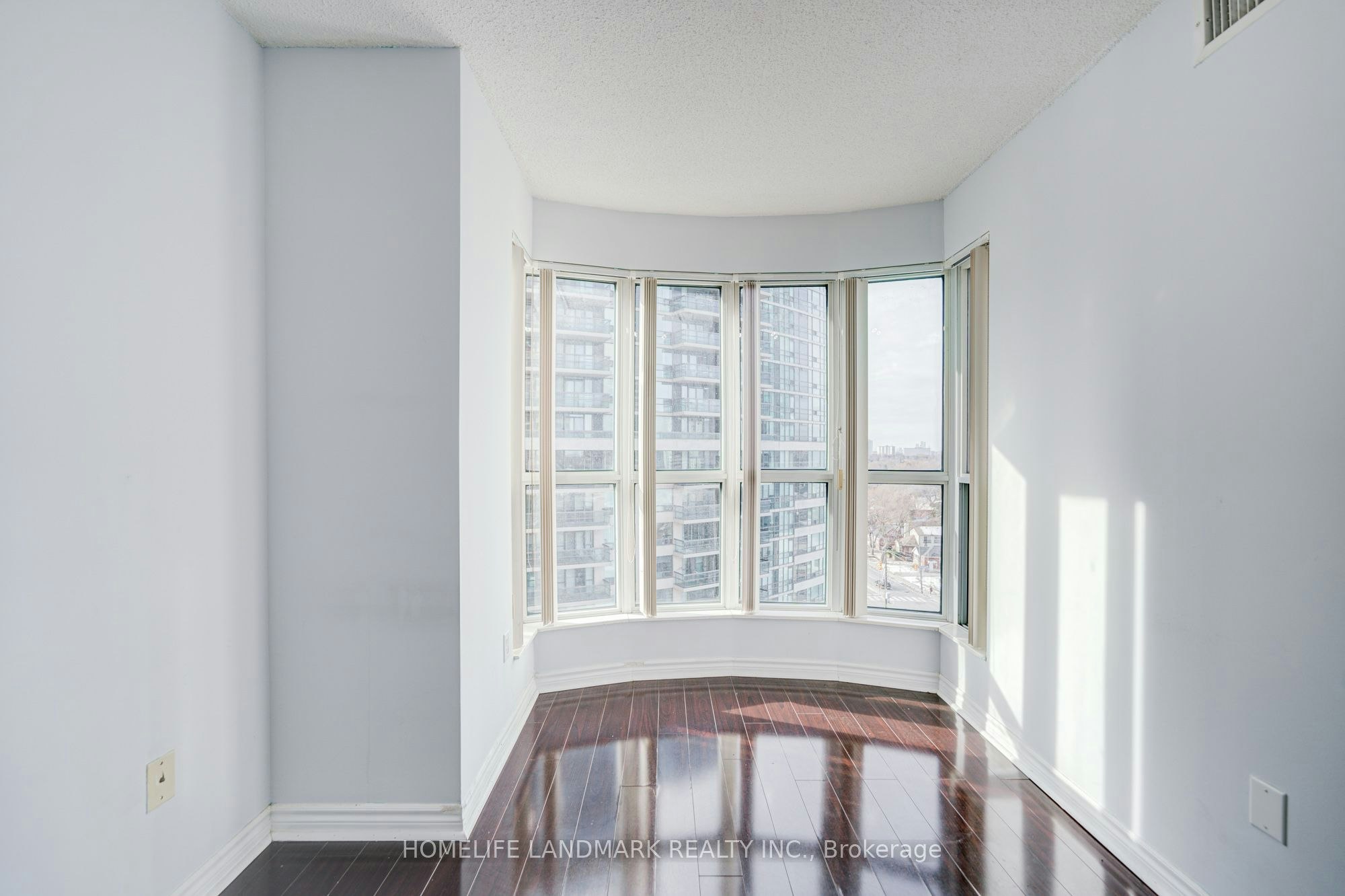 1111-7 Lorraine Drive, Toronto, ON, M2N 7H2 - 29