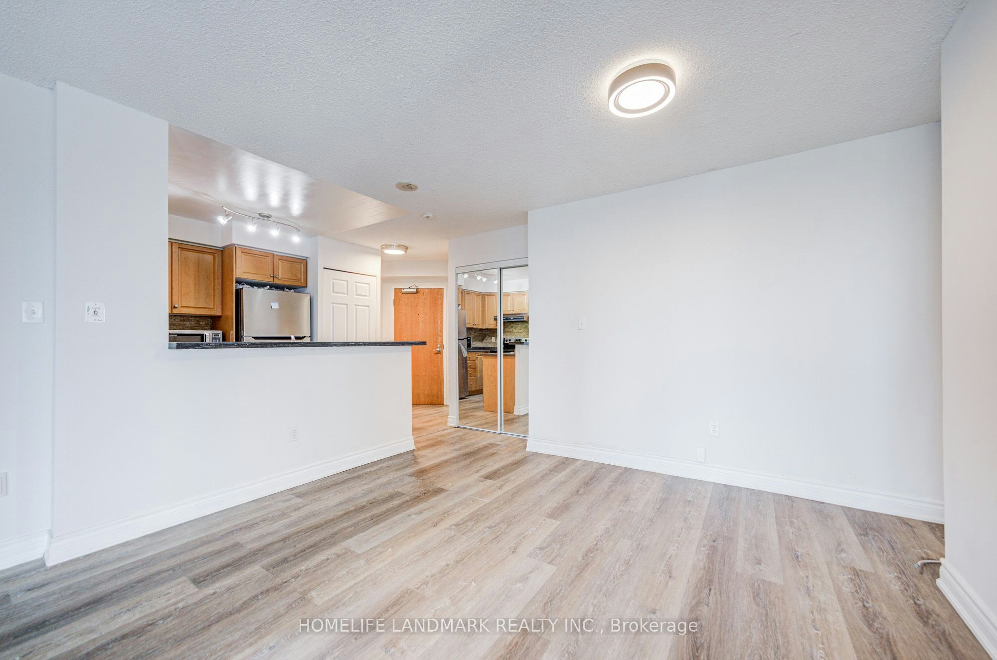1111-7 Lorraine Drive, Toronto, ON, M2N 7H2 - 23