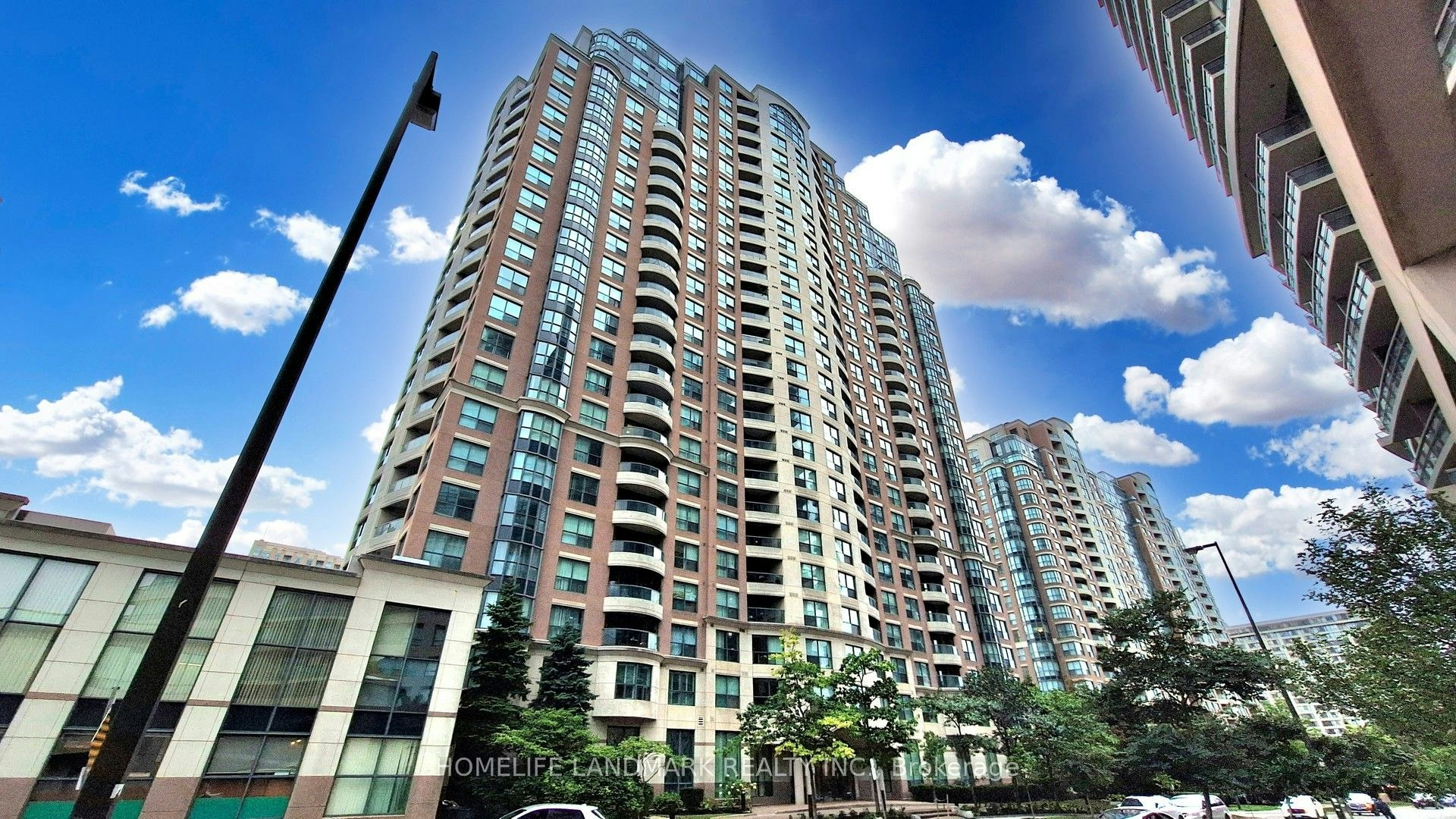 1111-7 Lorraine Drive, Toronto, ON, M2N 7H2 - 3