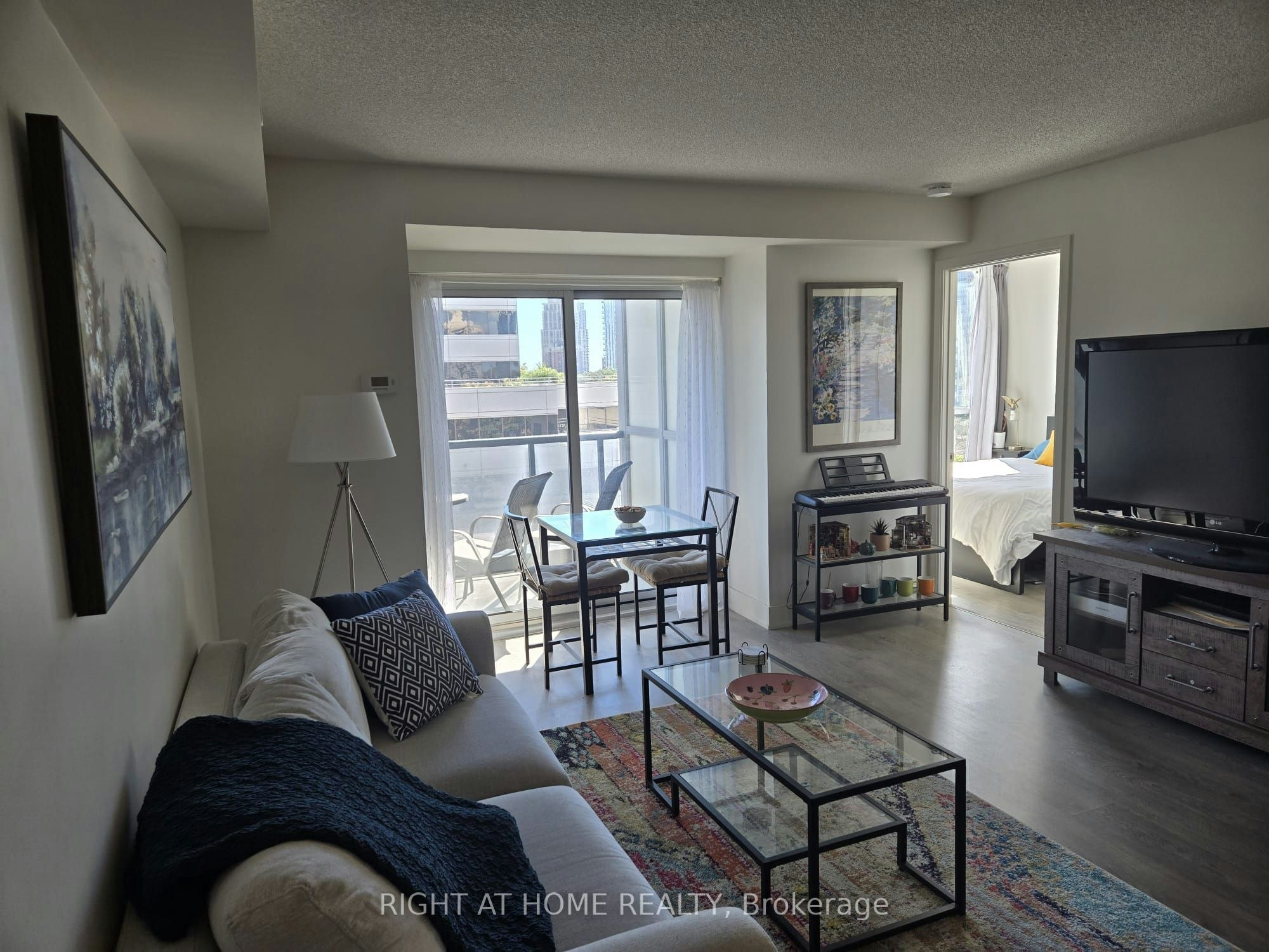 704-88 Sheppard Avenue E, Toronto, ON, M2N 0G9 - 7