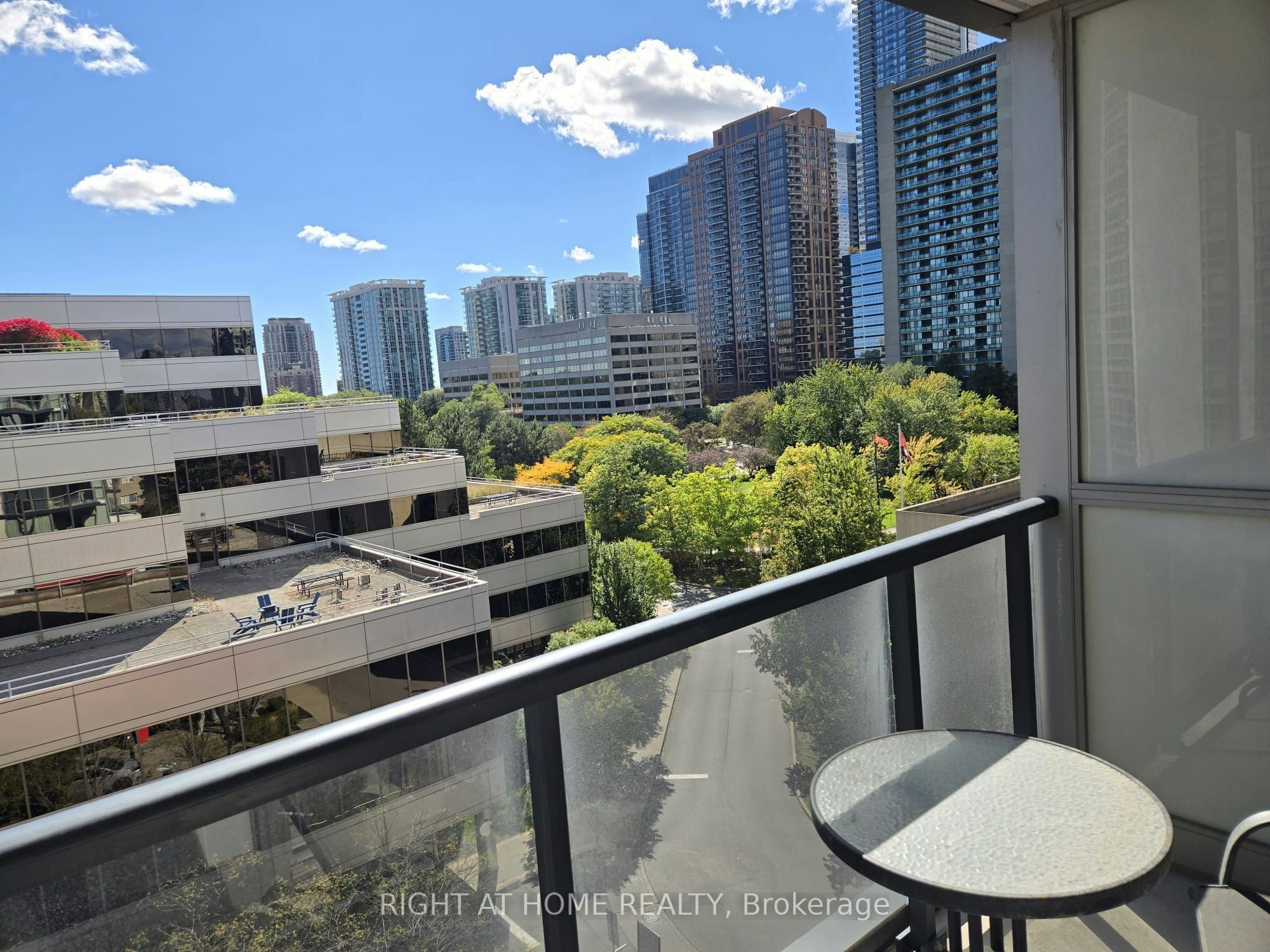 704-88 Sheppard Avenue E, Toronto, ON, M2N 0G9 - 13