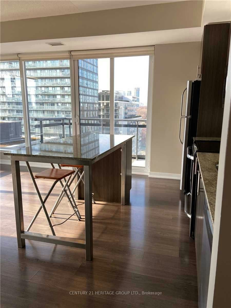 1109-225 Sackville Street, Toronto, ON, M5A 0B9 - 11