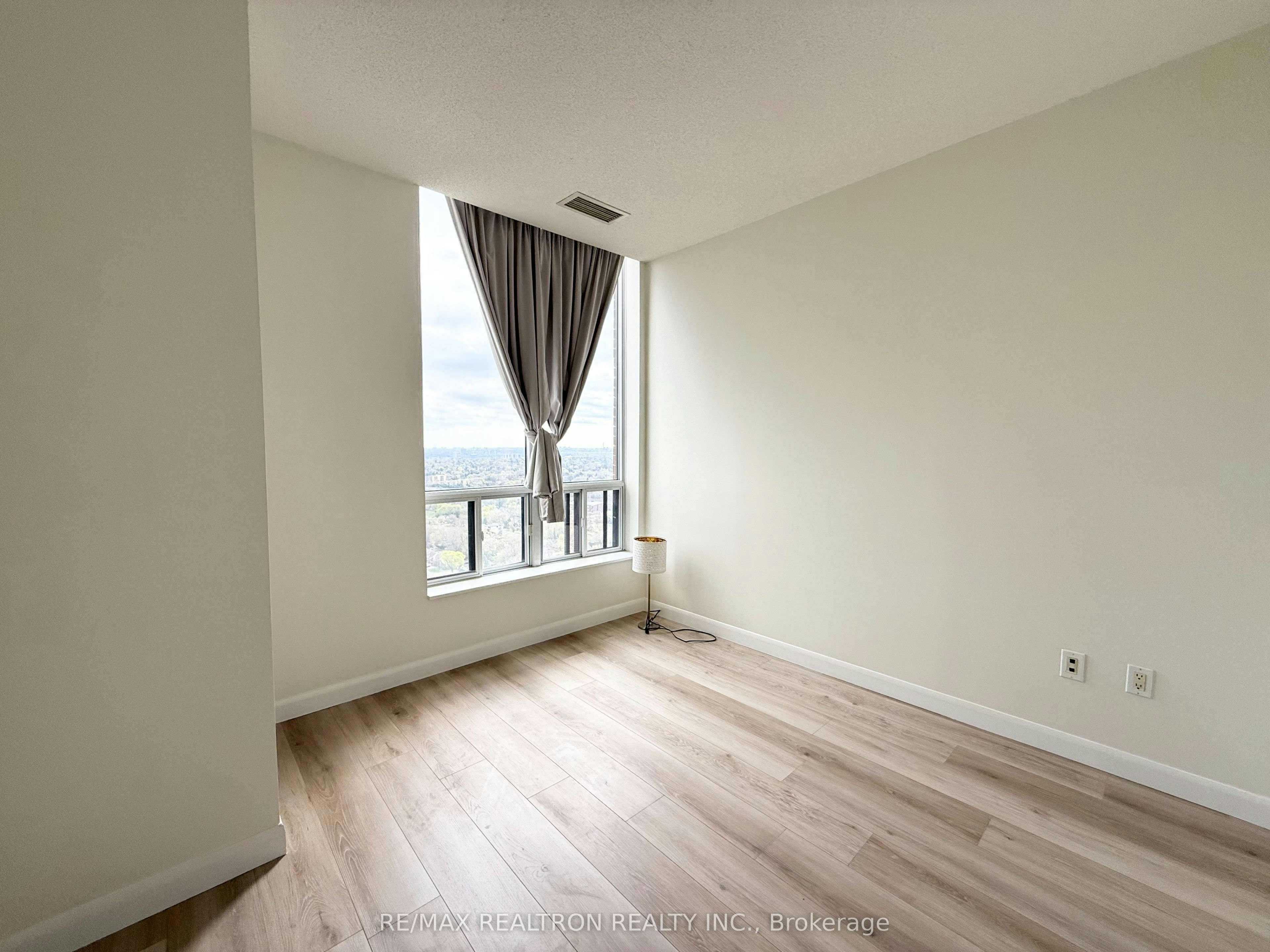 3401-33 Sheppard Avenue E, Toronto, ON, M2N 7K1 - 10