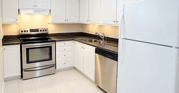 1240-33 Harbour Square, Toronto, ON, M5J 2G2 - 7
