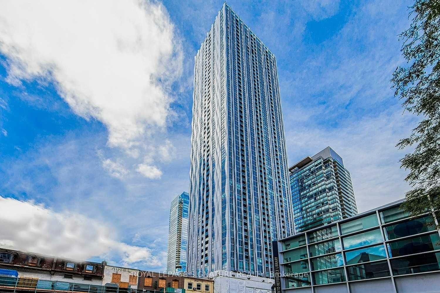 4308-1 Yorkville Avenue, Toronto, ON, M4W 0B1 - 3