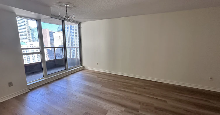 3107-736 Bay Street, Toronto, ON, M5G 1N6 - 2