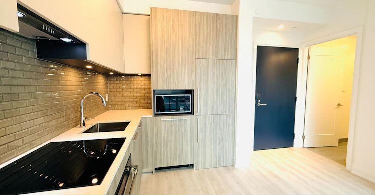 704-65 Broadway Avenue, Toronto, ON, M4P 1T9 - 14
