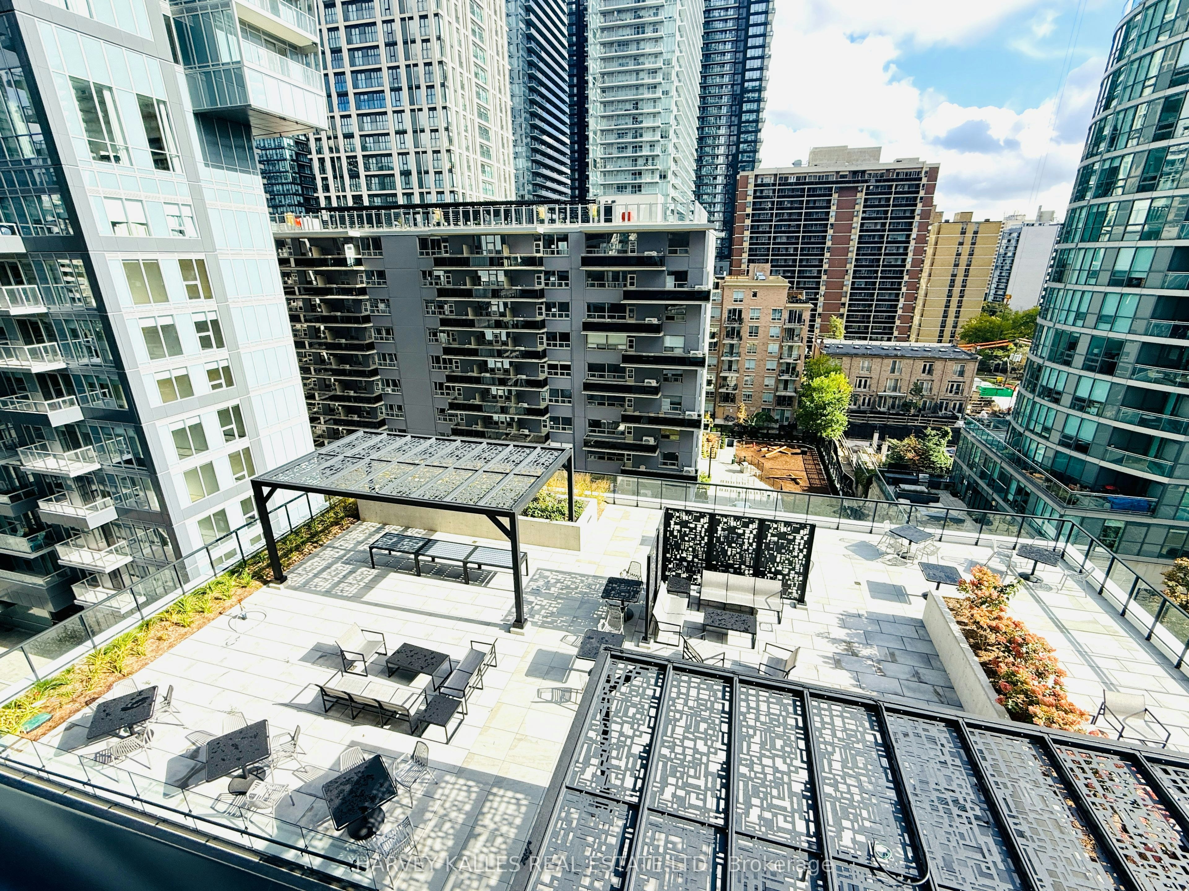 704-65 Broadway Avenue, Toronto, ON, M4P 1T9 - 7