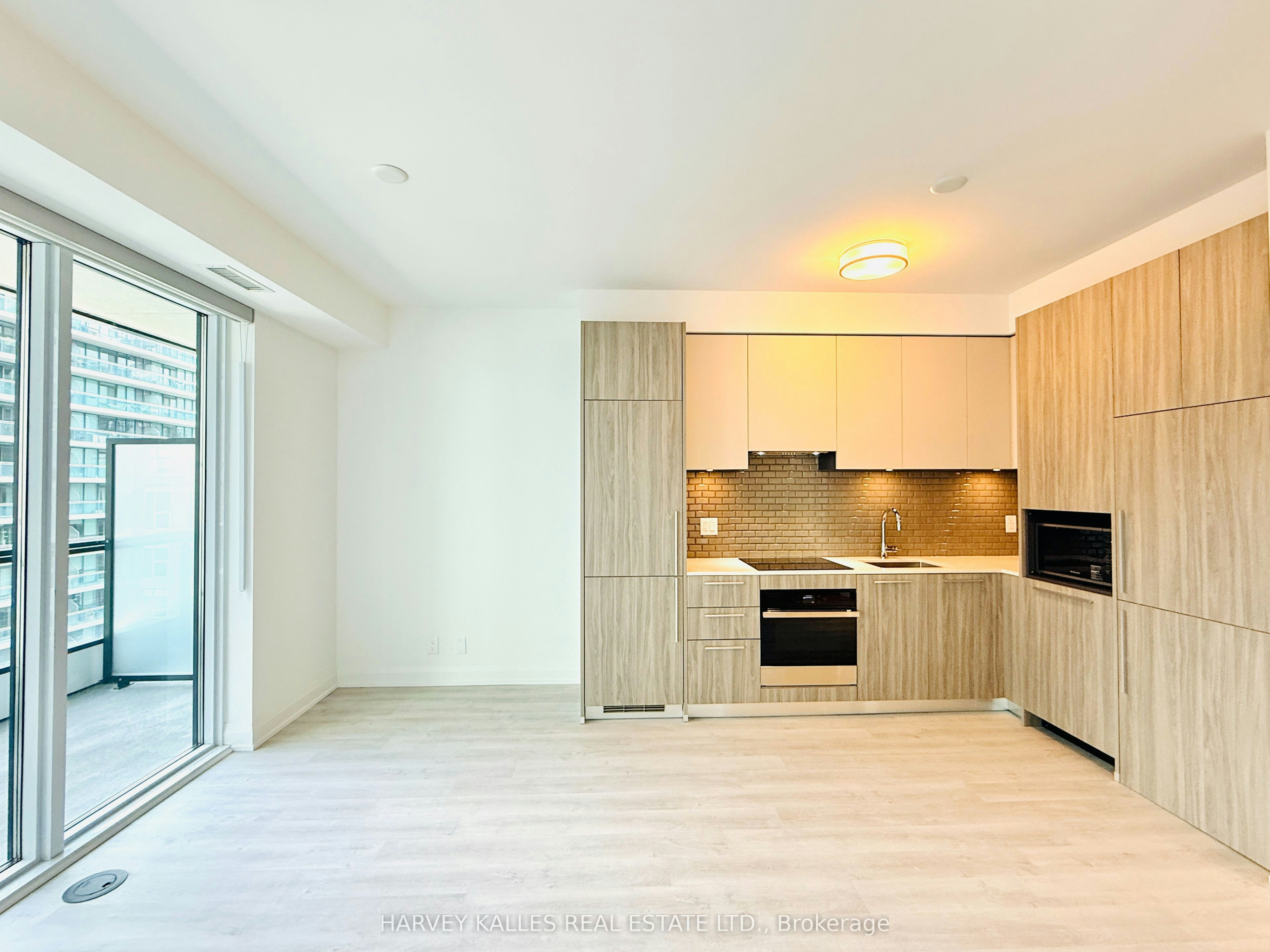 704-65 Broadway Avenue, Toronto, ON, M4P 1T9 - 11