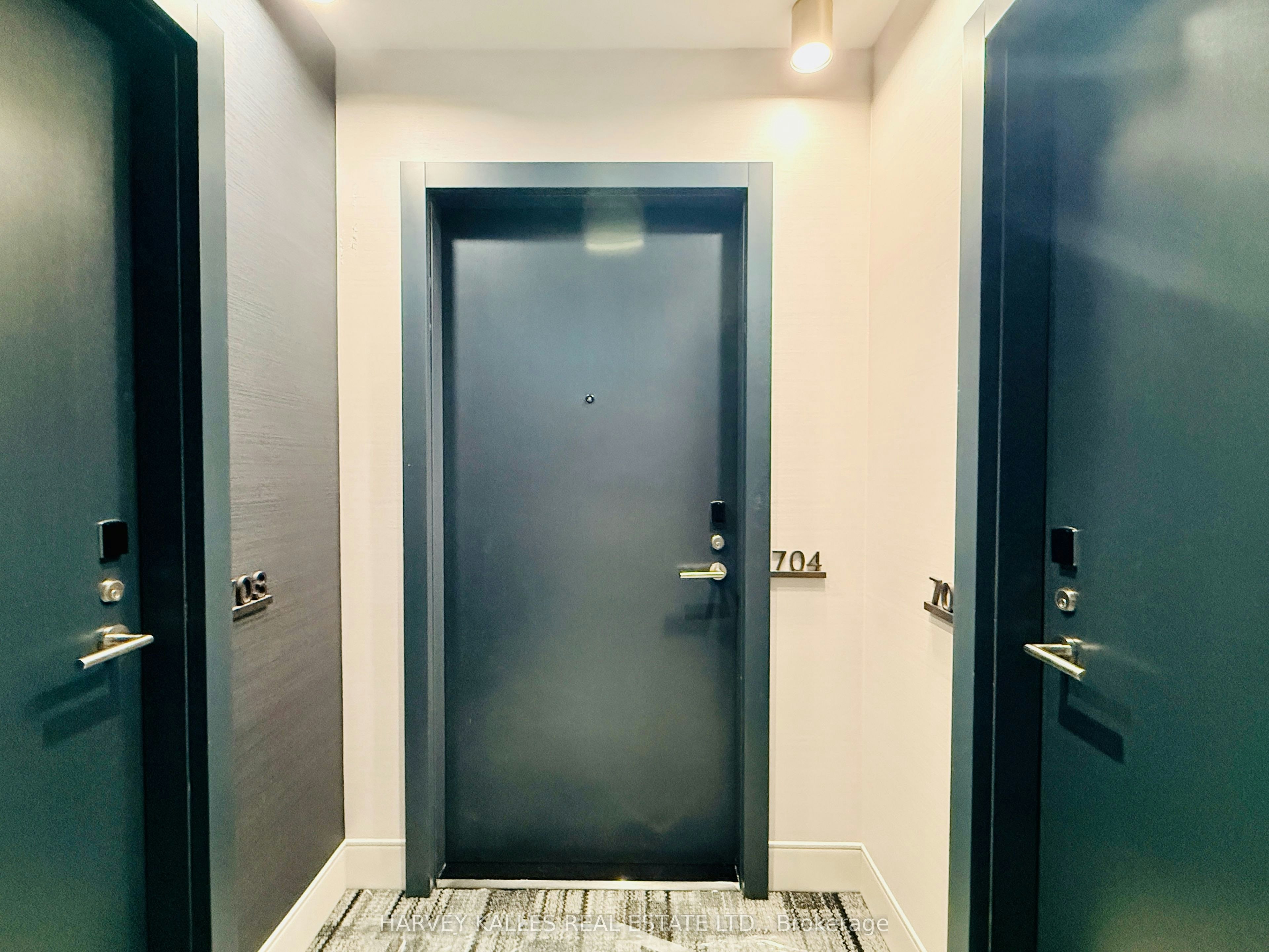 704-65 Broadway Avenue, Toronto, ON, M4P 1T9 - 3