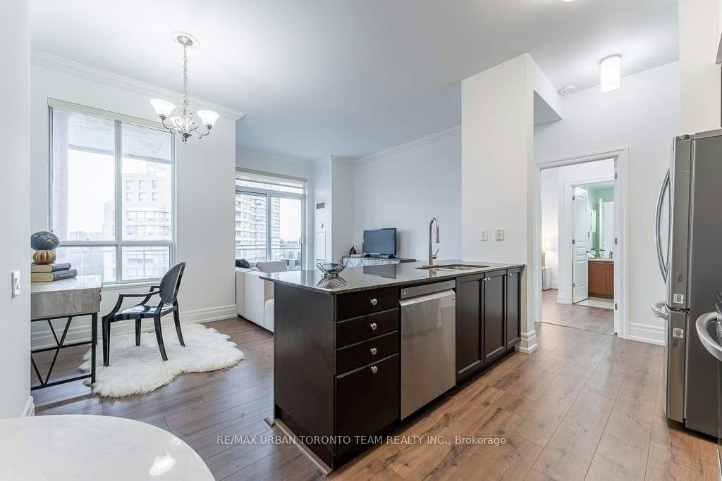Lph3-777 Steeles Avenue, Toronto, ON, M2R 3Y4 - 7
